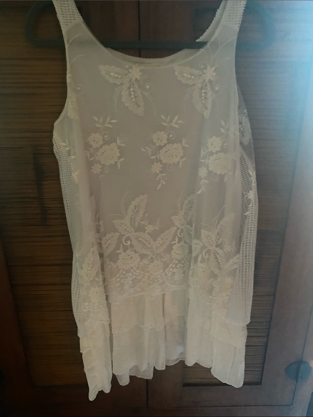 Sleeveless White Lace Tiered Mini Dress - Picture 2 of 6